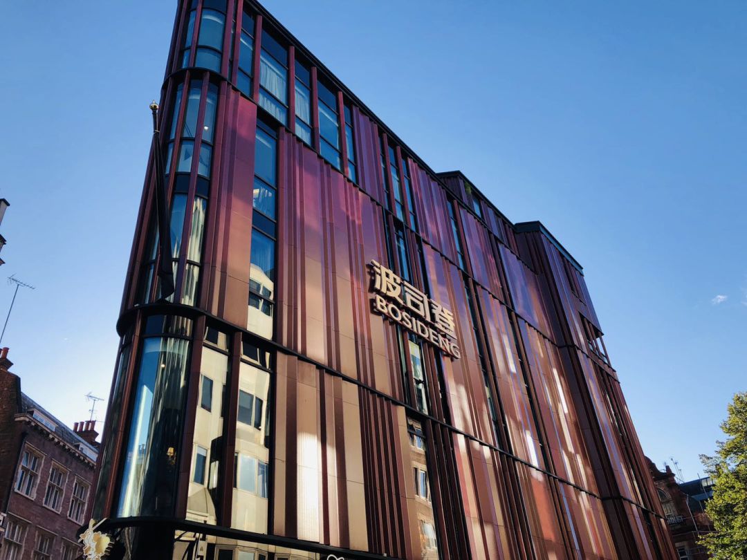 给自己买了一件波司登羽绒服,曾经帮助过我们的外国友人