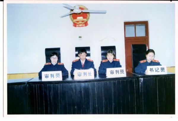 「见证改革开放40周年焦作法院集体」博爱法院许良中心法庭：穿梭于山区的公平使者