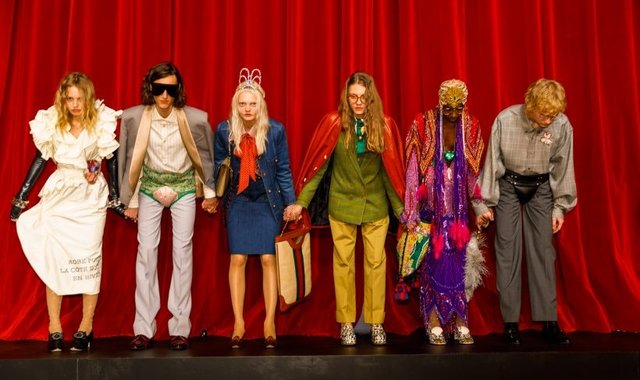 过去4年日韩美妆收并购交易额达850亿美元，以及，2018年时尚趋势要害词有哪些？｜浮华日报