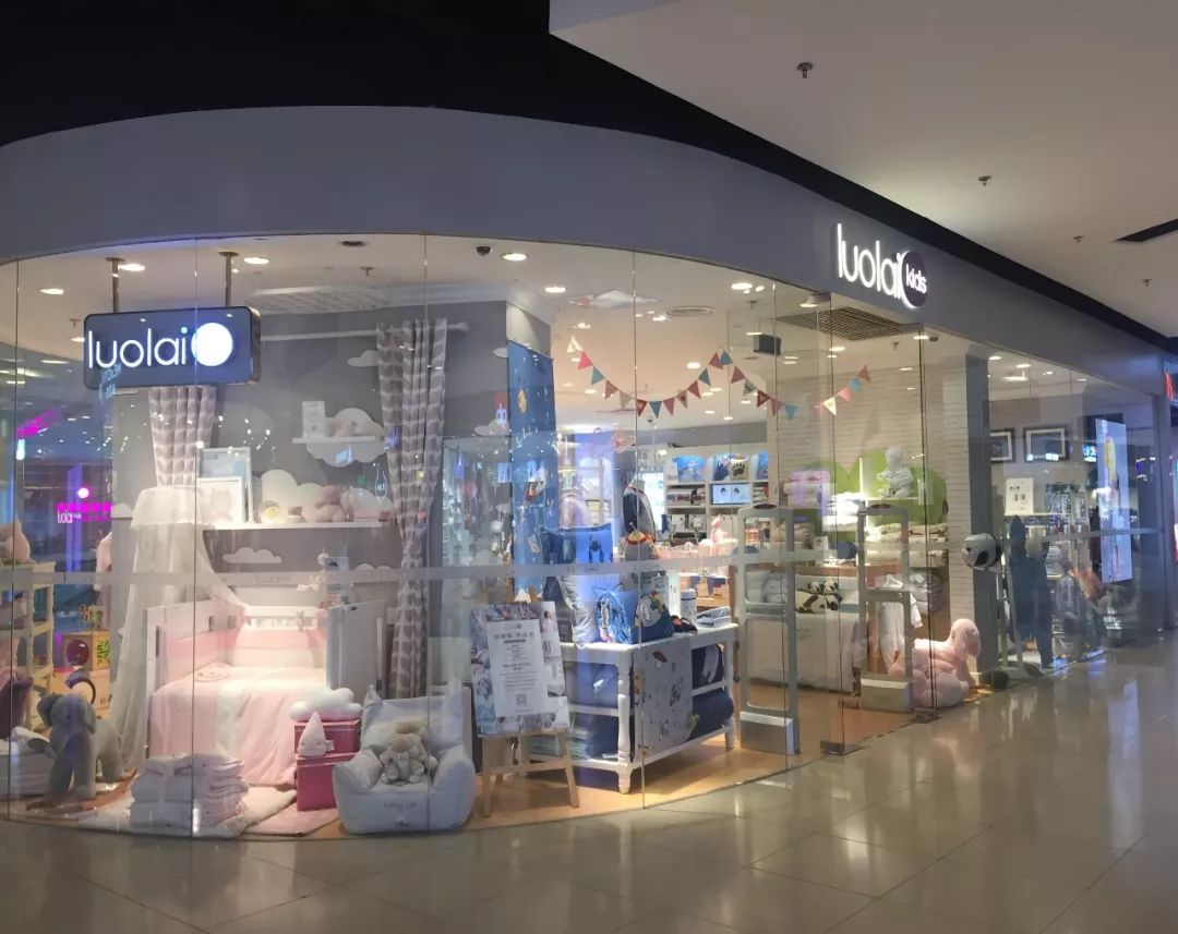 松江大型服装特卖,上海松江服装特卖