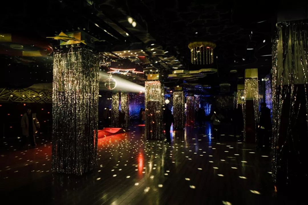 今生最美舞会！成都霹雳派对全攻略