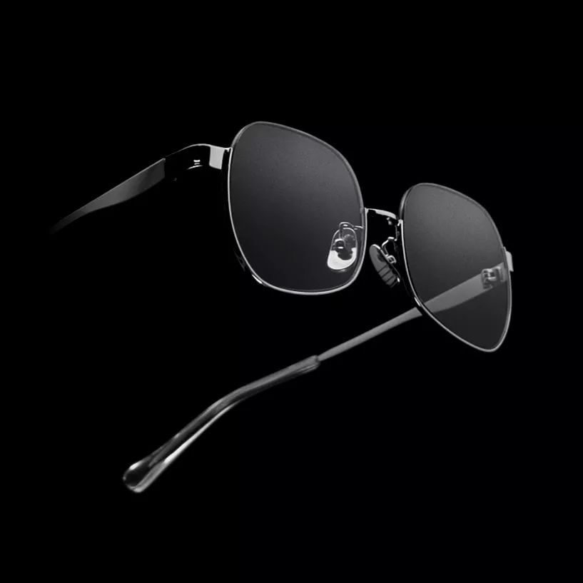 明星都爱Ta的眼镜，但其实Ta是个时装品牌