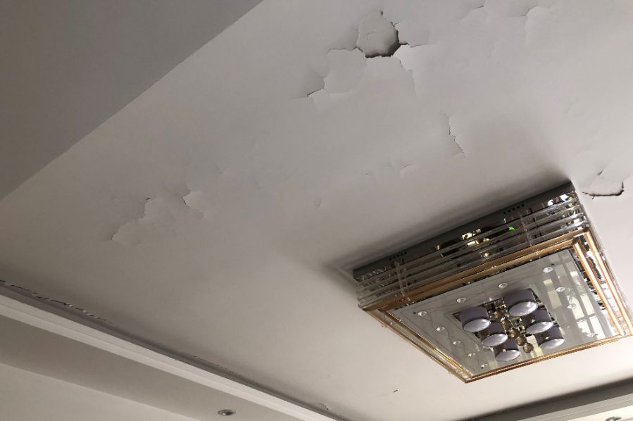 曹县小区墙皮脱落,邯郸一个小区墙皮大面积脱落