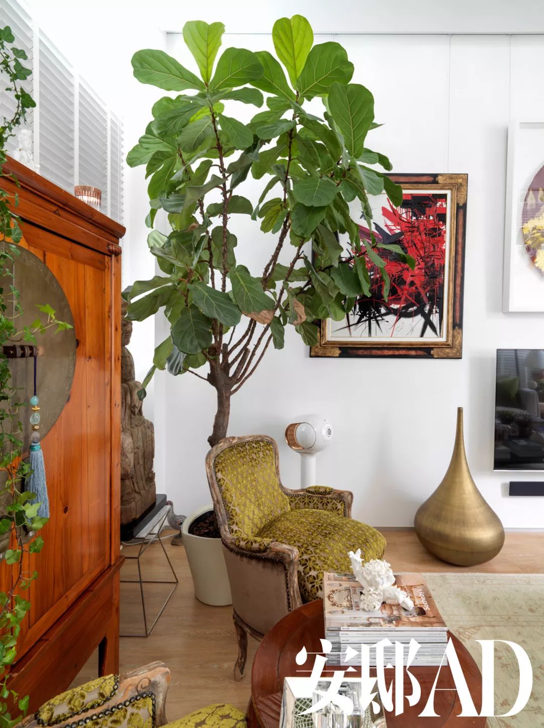 从投行界到设计圈，他给自己建了个“室内桃源”