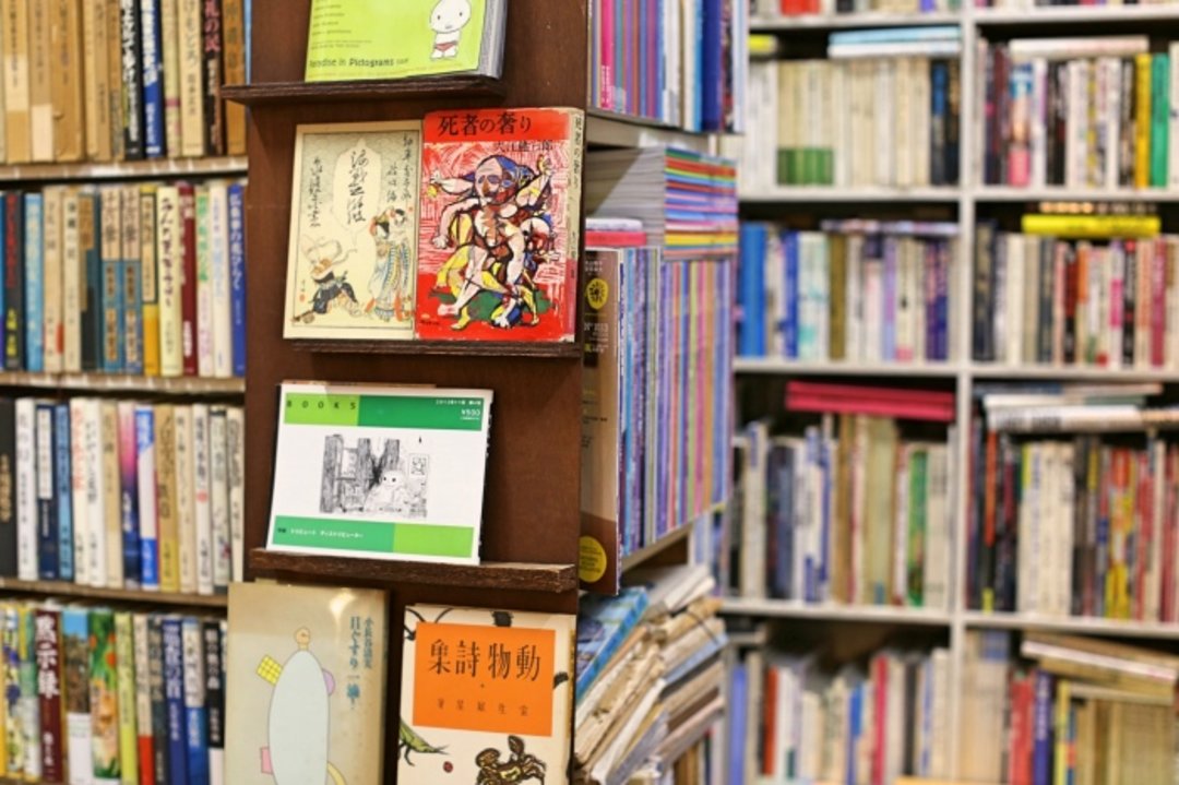 冲绳小书店巡礼：开一家“理想的旧书店”其实非常困难｜吉井忍的二次会