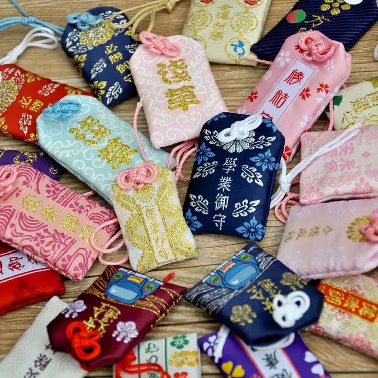 能够招桃花招财的东西,招桃花很灵的御守