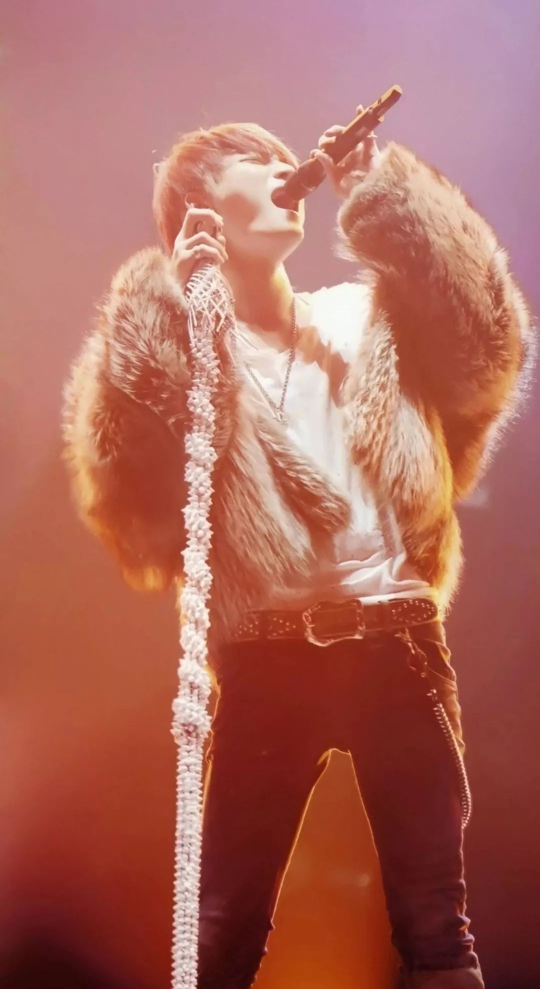 从穷小子到上亿富豪全集,从穷小子到上亿的人