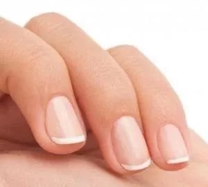 指甲上的月牙表示健康,健康指甲有一道黑印是怎么回事