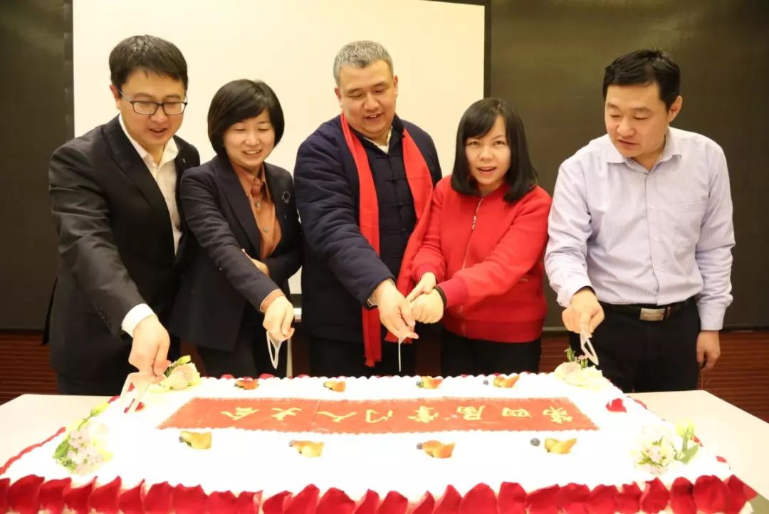 第四届掌门人大会完美上演！丰厚大奖刷爆，自媒体大咖人人满载而归