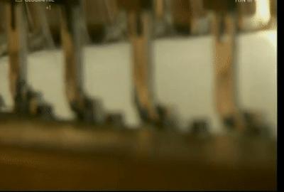 塑料瓶能够制成衣服吗,塑料瓶能做什么衣服卖