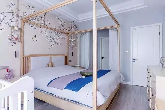 复式中式沙发背景墙,纯中式客厅挑空沙发墙