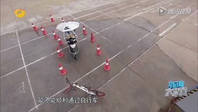 我身边的雷锋交警小学文章,写交警叔叔的文章400字有批注