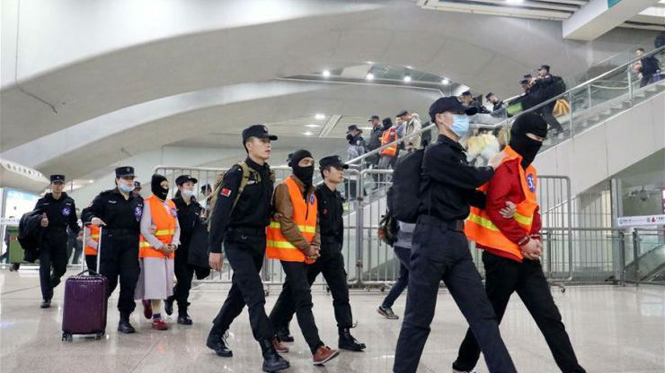 境外团伙电信诈骗40余人被骗250万,境外诈骗380人被抓