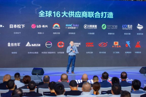 雅迪智能2022款新国标电动车,雅迪电动车新国标最好的型号