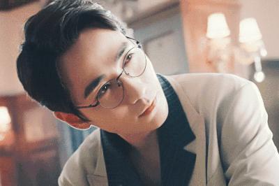 听说眼镜能够遮丑这是真的吗,眼镜真的能够改变一个人的颜值吗