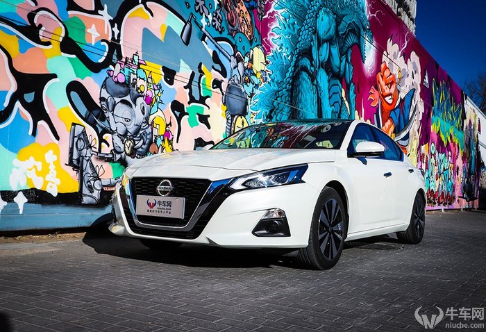 天籁2024款2.0自吸悦享版试驾,新款天籁2024款2.0自吸试驾