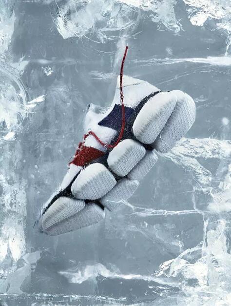 moncler亮面还是哑光,moncler高端系列是什么