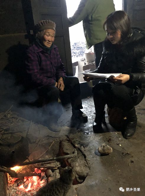 扶贫助农故事,扶贫故事100篇