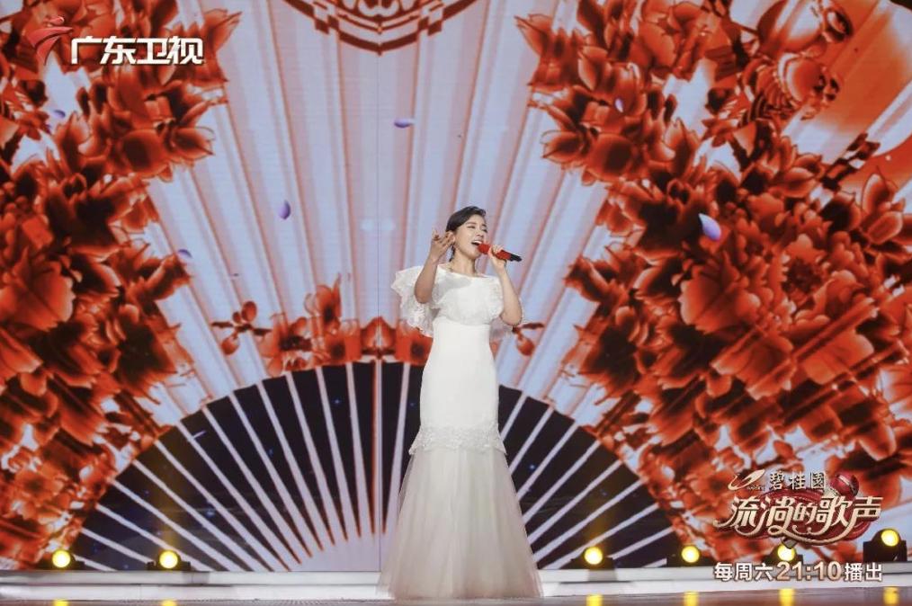 容韵琳七子之歌澳门回归现场,99年澳门回归主题歌七子之歌