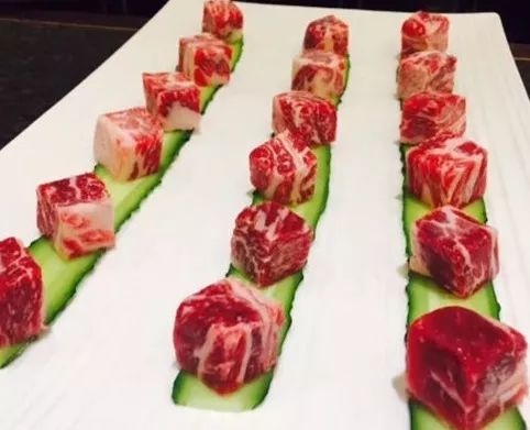 吃遍大连丨春节临近，满大街都是欢乐的红色~看看麻辣火锅，谁最“红”！