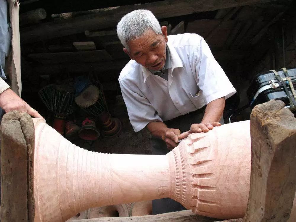 「到春城·过春节」弦歌知意，时间流过的民族乐器