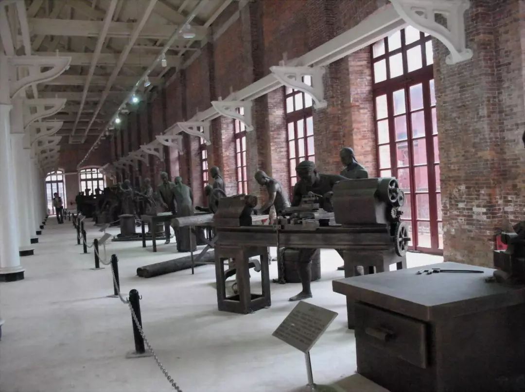 严复的重要译著及其作者的名字,严复的海军思想有造船吗