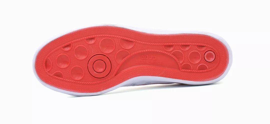 经典回力帆布鞋老款国外,回力帆布鞋国货经典