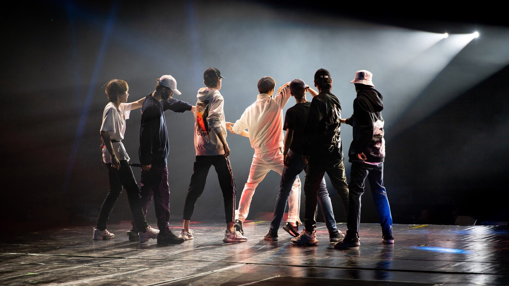 乐华七子nextheartfullofyou舞台,乐华七子nextbadgirlneedlove