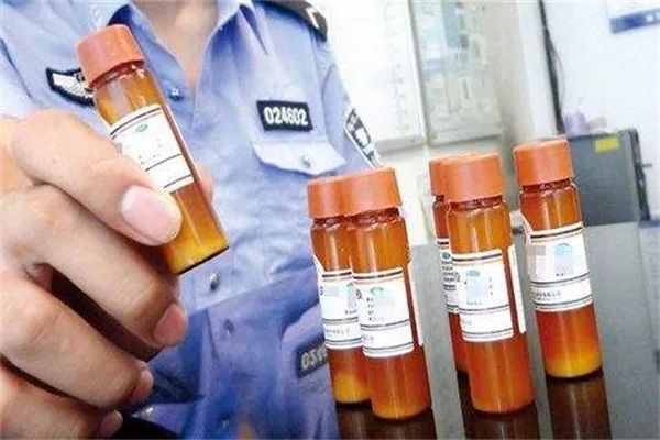 紧急提醒：*品毒**迷奸“套路”来袭，已经有女性朋友中招！