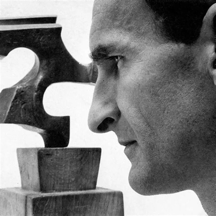 西甲门将足球技术,足球守门员怎么练成大神