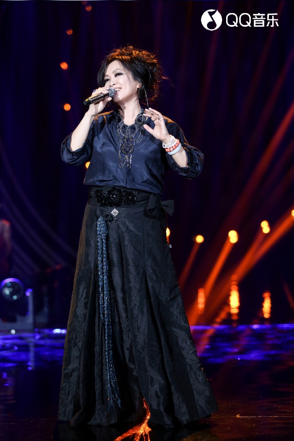 吴青峰爆红歌曲,吴青峰我是歌手逃亡第几期