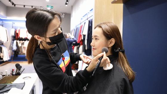 发型妆容与穿搭 (妆容发型和穿搭都是要害)