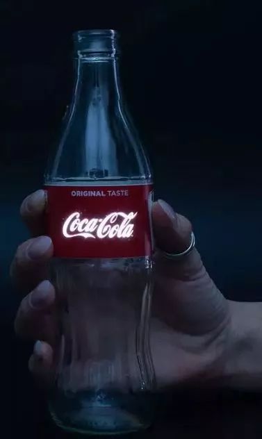 “瓜子脸”、“猫爪杯”……解锁大品牌营销的新花样！