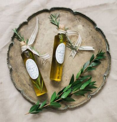 50年皱纹有救啦用它专抹深皱纹,在家就能改善皱纹的神器来了