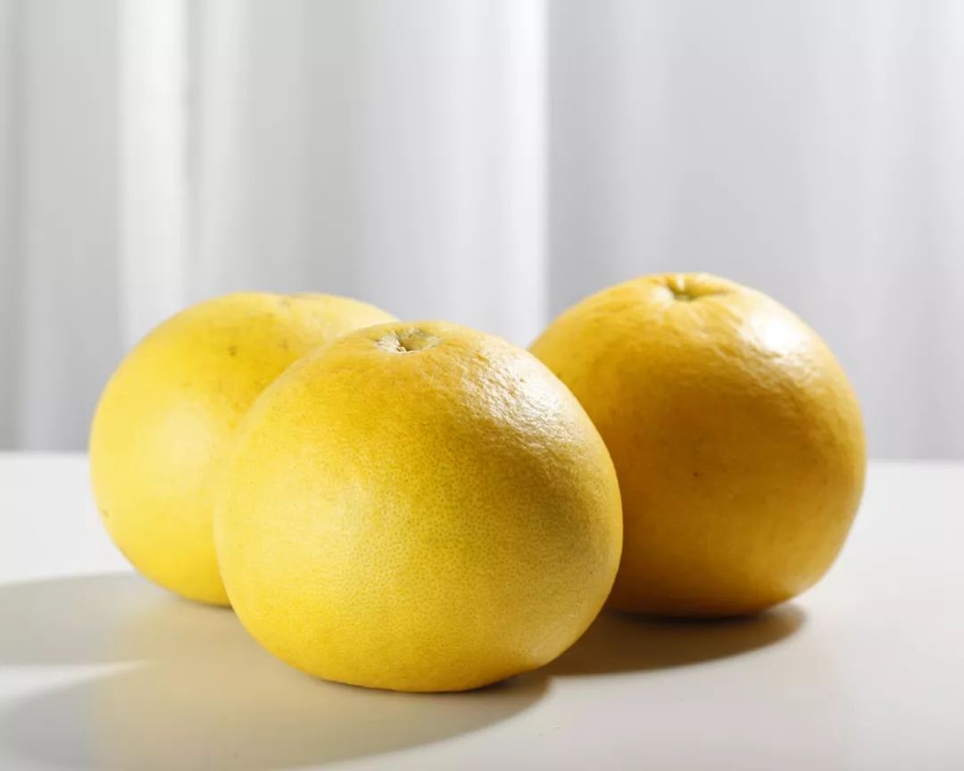新鲜多汁的柚子又酸又甜,春天唯一的应季鲜柚