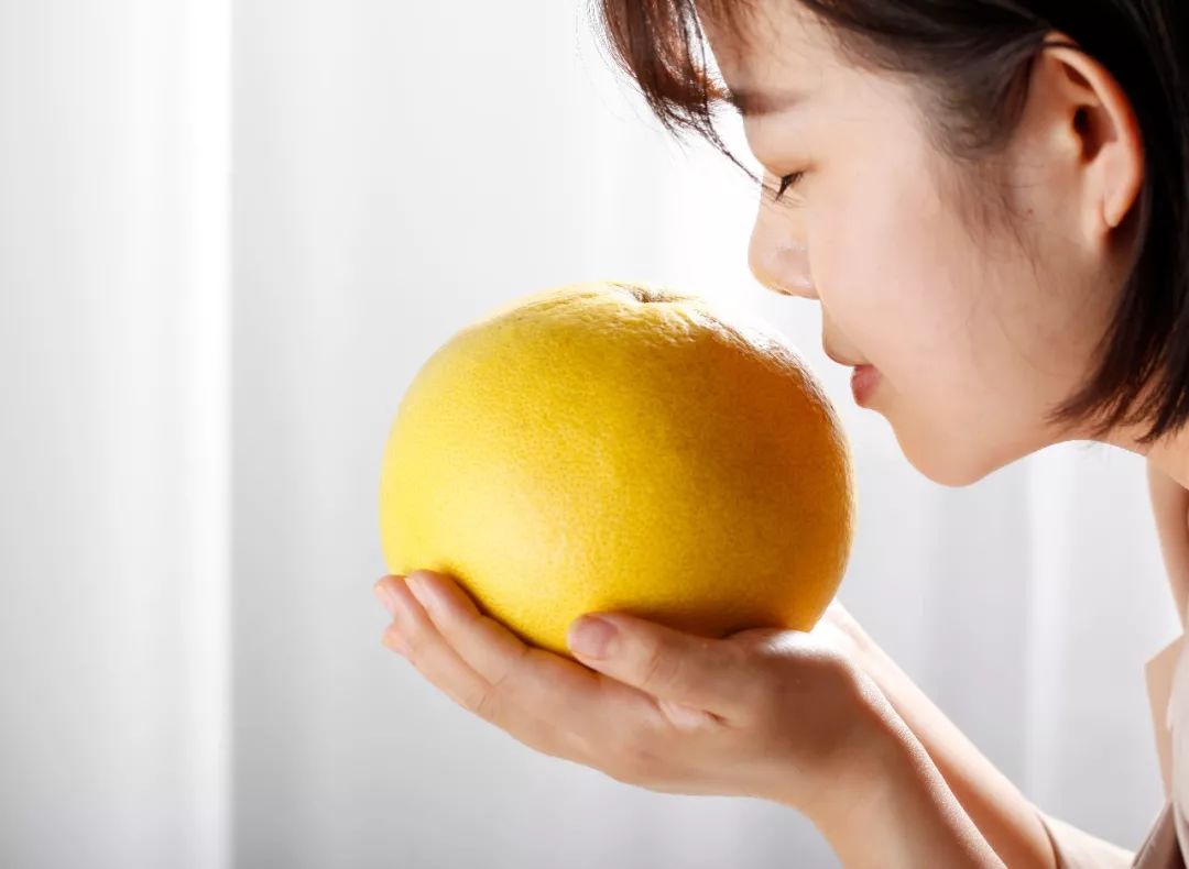 新鲜多汁的柚子又酸又甜,春天唯一的应季鲜柚