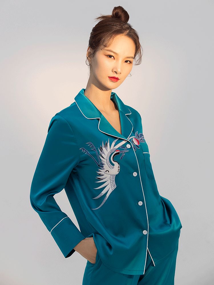 故宫还能穿娘娘服进去吗,故宫能够做好娘娘造型进去吗