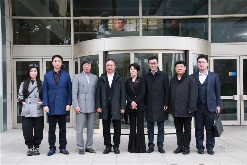 中国纺织工业联合会孙瑞哲,孙瑞哲对纺织服装产业的定位