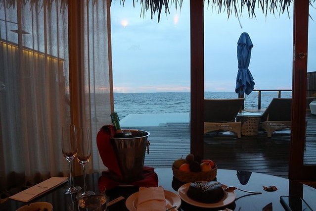 我和老王的房车旅行,马尔代夫之旅蜜月