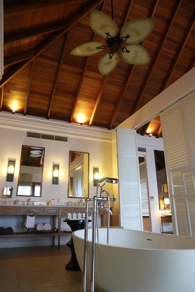 我和老王的房车旅行,马尔代夫之旅蜜月