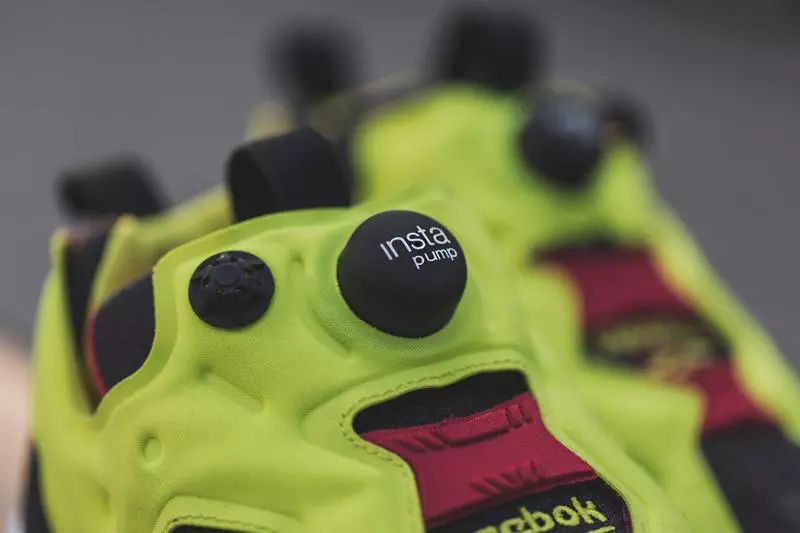 权志龙联名鞋带,成龙和权志龙同时上脚