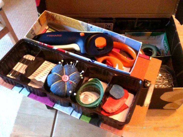 快递盒变废为宝简单,快递盒变废为宝简单快速