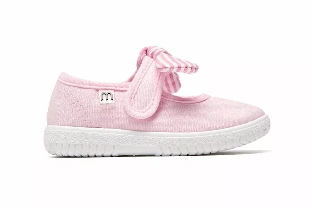 轻便、舒适、一脚蹬，娃穿上就不想脱下来