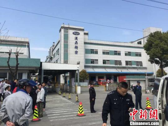 江苏昆山工厂燃爆,江苏昆山燃爆事故现场画面曝光
