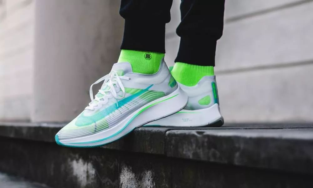 yeezy篮球鞋还会继续跌吗,性价比较高的千元yeezy鞋