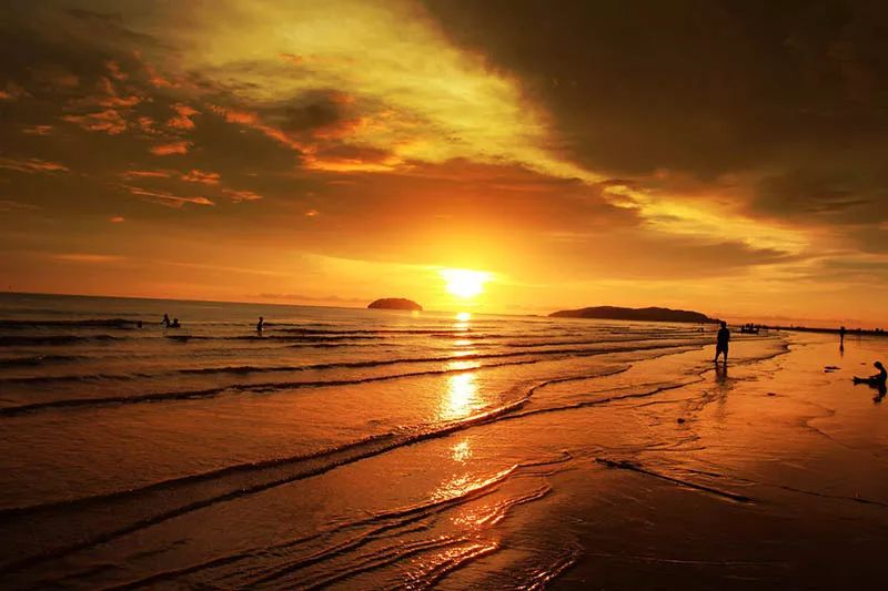 如何在旅行中省钱买到便宜的机票,旅行达人教你如何购买超低价机票