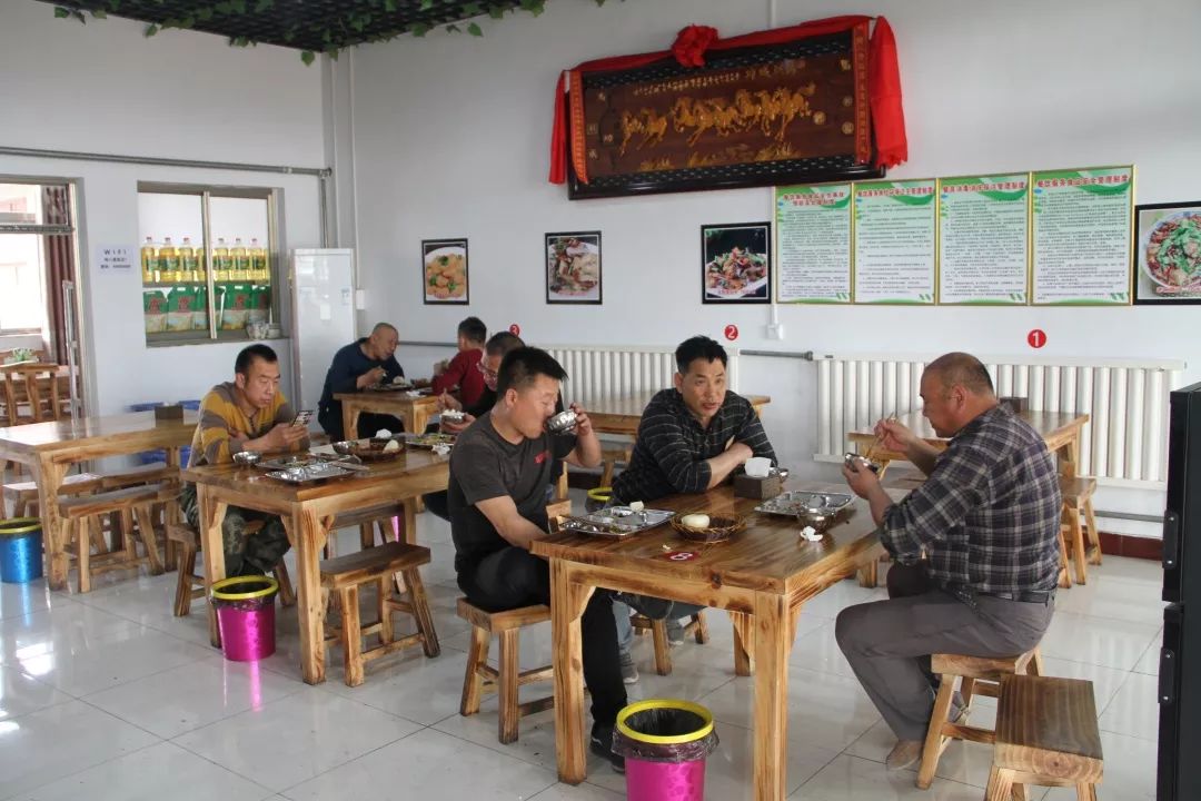 案例学习|你的加油站，旁边是不是也有饭店？