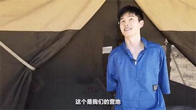 跟刘昊然在非洲过了6天5夜，发现他其实就是个话痨加多动症啊……