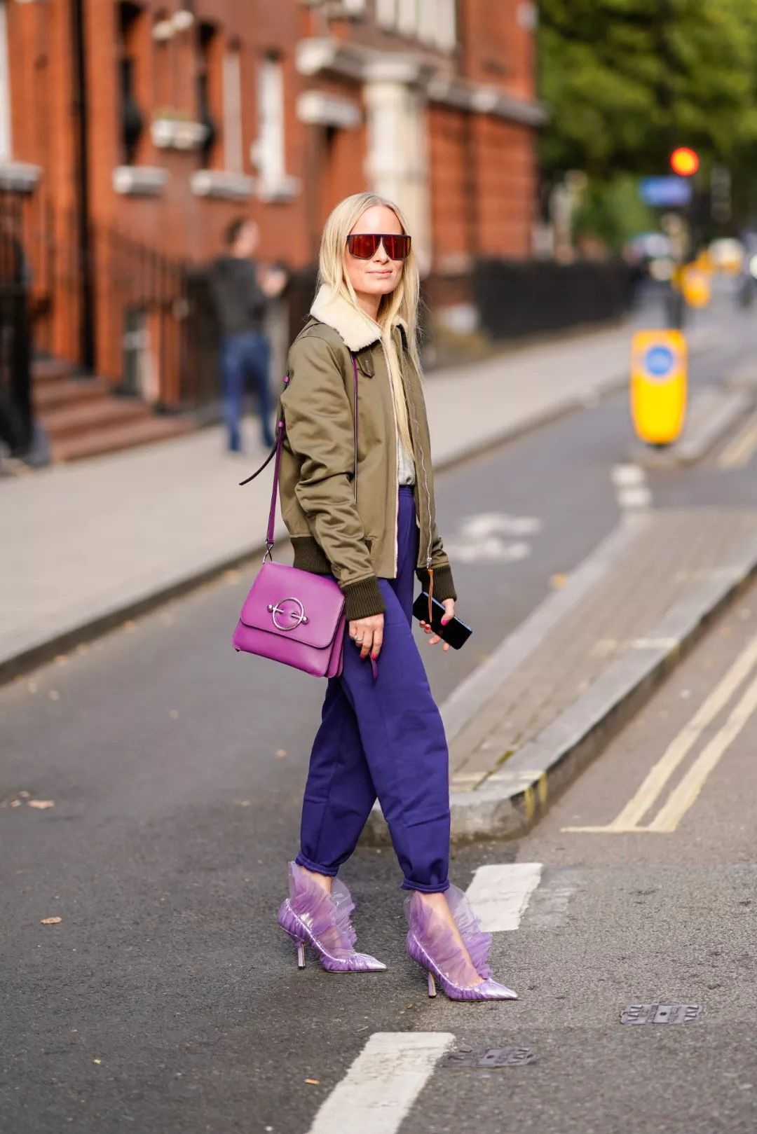 我敬吴宣仪娜扎的“鸡腿裤”一杯！今年瘦腿靠你了昂