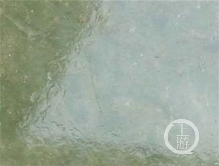 天然翡翠和人工处理翡翠傻傻分不清？行家教你两招！